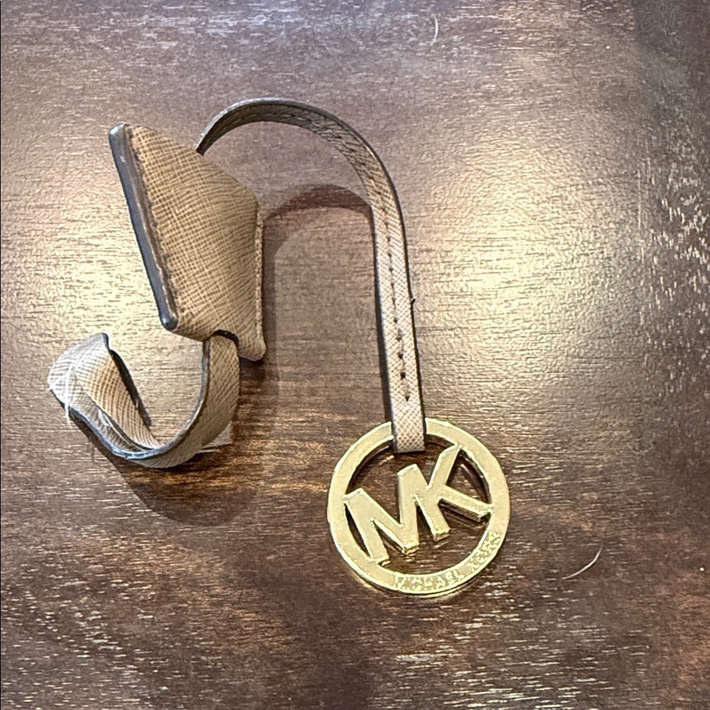 Michael Kors Gold and Brown Key Holder small bag tag MK charm designer signature - Picture 2 of 5